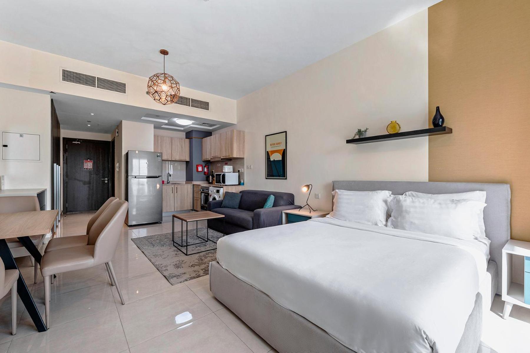 Unlock Metropolis Business Bay Apartment Dubai Exterior photo